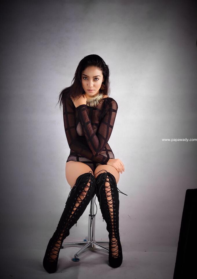 Khin Injinn Kyaw Black Outfit Fashion Photoshoot 