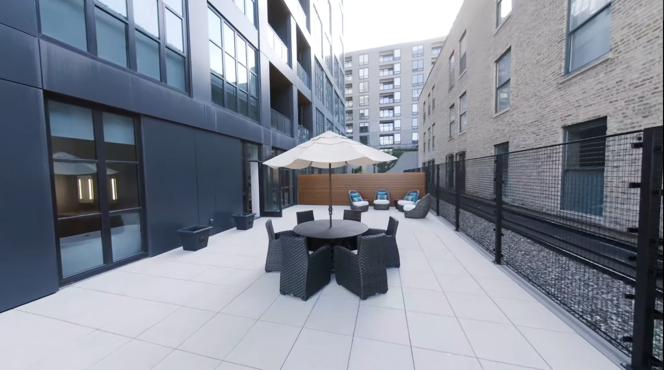 Luxury Condo Interior Design Tour vs. 900 W Washington Blvd #202 Chicago, IL 60607