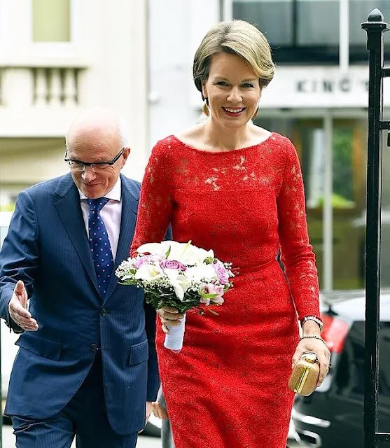 Queen Mathilde attended a working lunch with representatives of leading European Institutions. Queen Mathilde wore Natan Lace dress, gold earrings