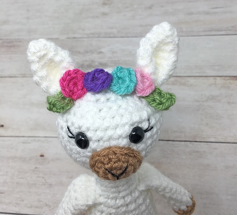  Folia 23913 Mini Lama Crochet Set, Approx. 9-11 cm, Colourful :  Arts, Crafts & Sewing