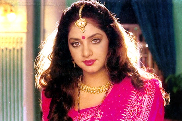 TOP 10 HOT Divya Bharti HD PICS PHOTOS AND WALLPAPERS COLLECTION - HD