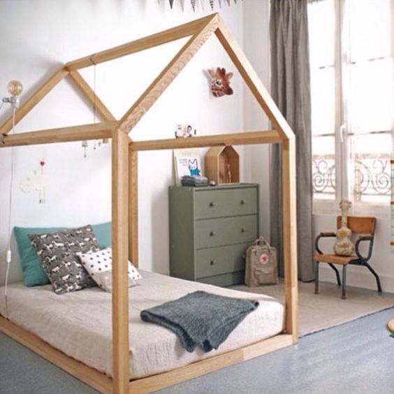 Quarto Montessoriano Quarto Montessoriano Menino