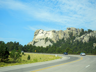 A free view of Mount Rushmore from the highway in South Dakota