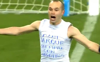 selebrasi gol Andreas Iniesta