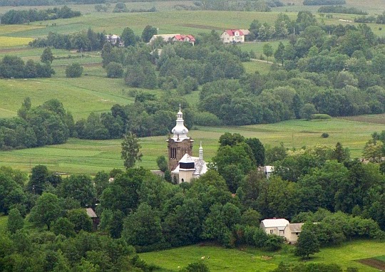 Kościół pw. św.Katarzyny w Starym Żmigrodzie (widok z Grzywackiej Góry).