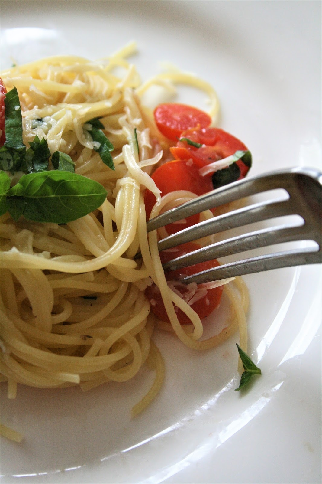 Like Grandma Ate: Tomato, Basil Pasta