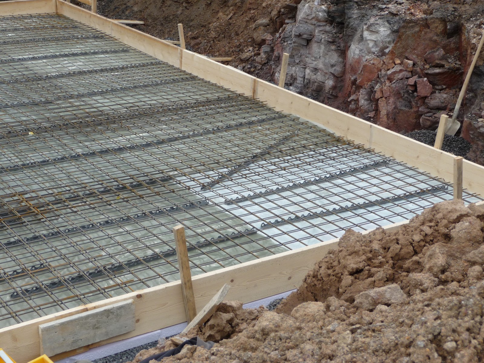 Bautagebuch Hassenroth: Keller Teil 1, Vorbereitungen für das