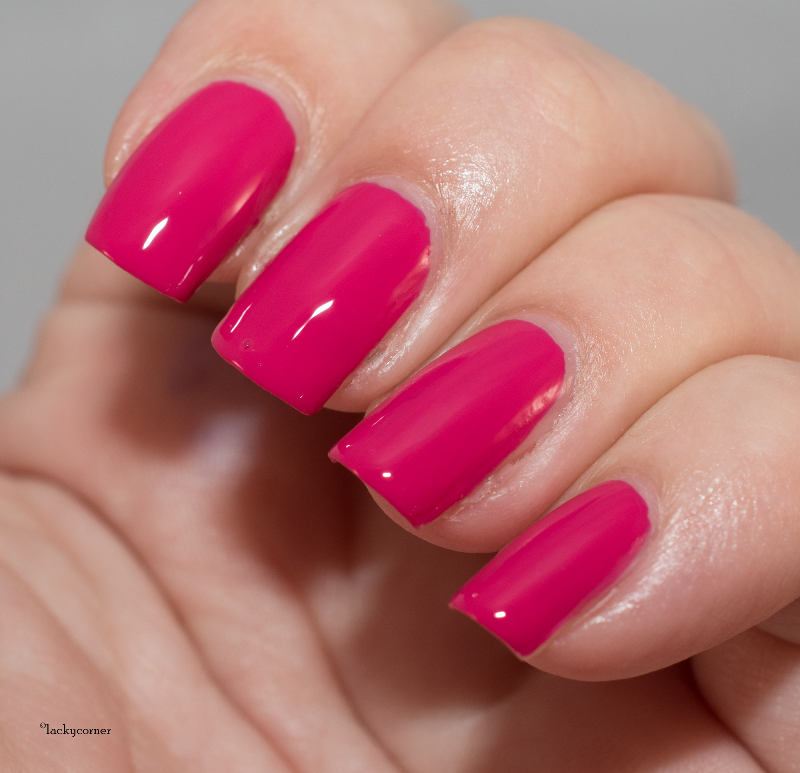 Lacky Corner United In Pink OPI Apartment for Two