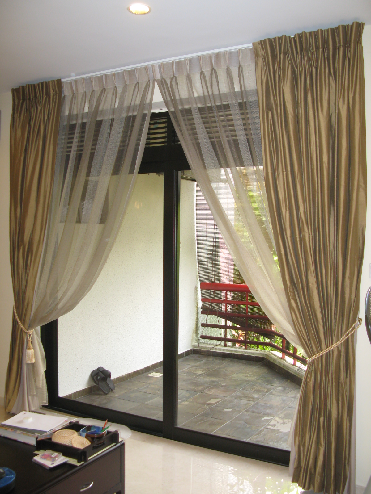  Curtain Colors With Luxury Interior