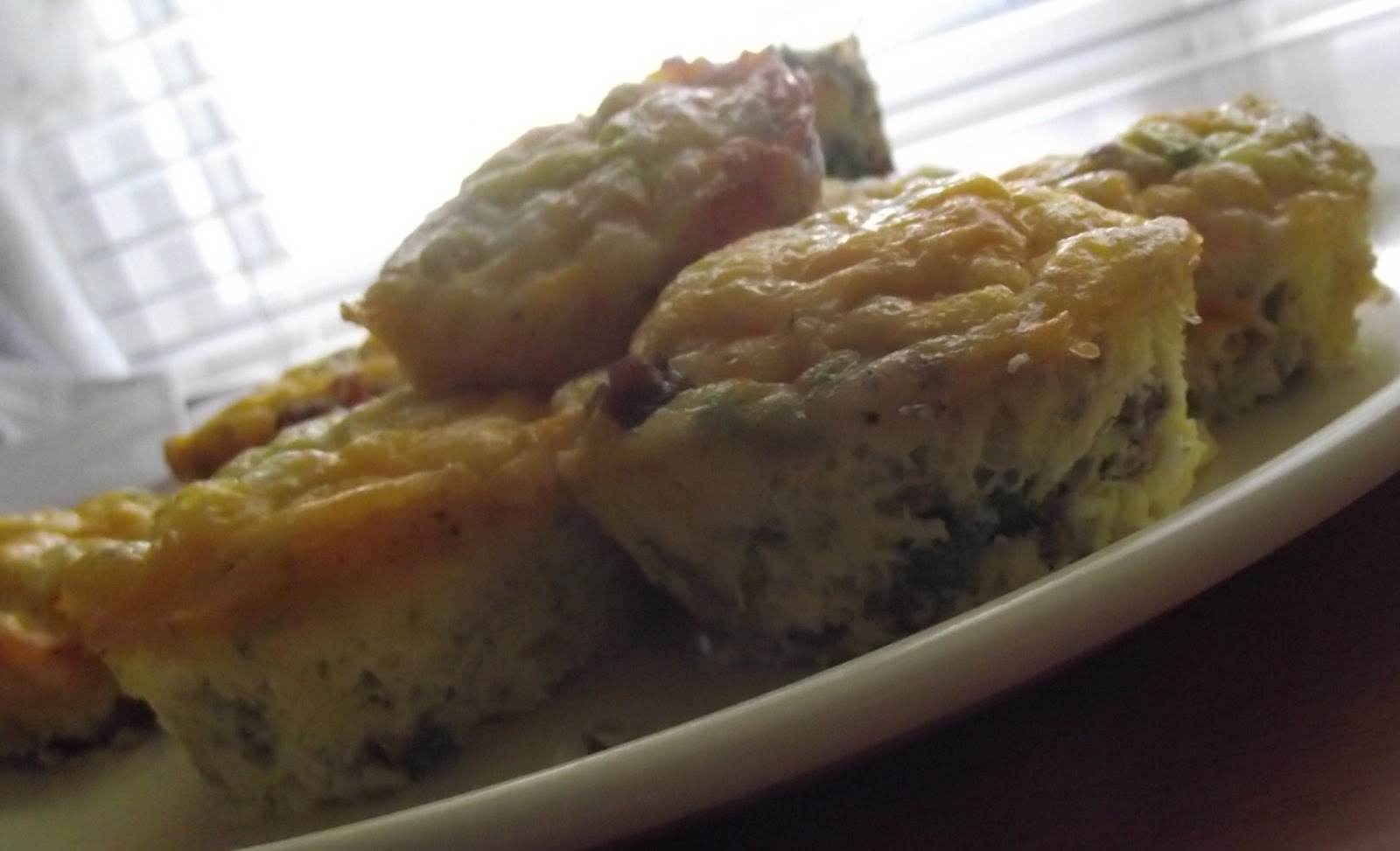 Mama's Beautiful Life: An Omelet Muffin or a Breakfast Cupcake