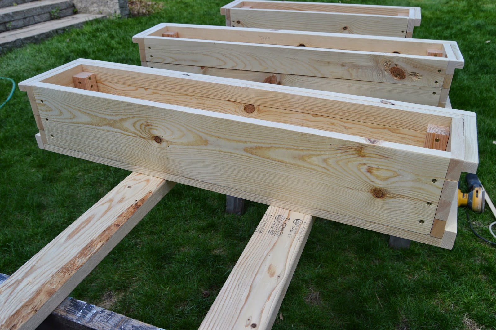 KRUSE'S How To Build Flower Boxes
