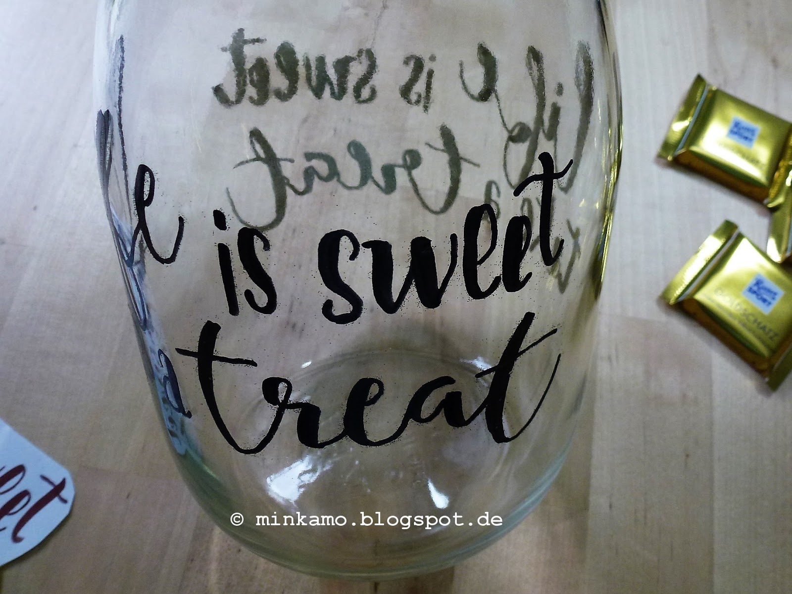 Minkamo's Creative Space Embossing auf Glas Embossing on glass {DIY}