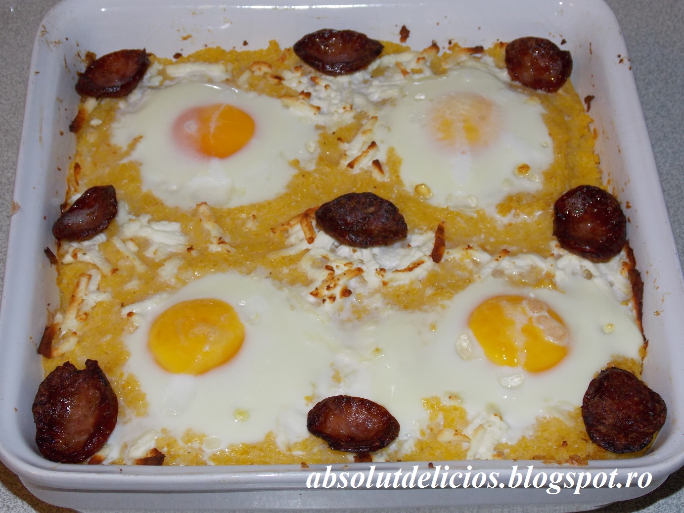 Absolut Delicios Retete culinare BAKED POLENTA LAYERED WITH SAUSAGES