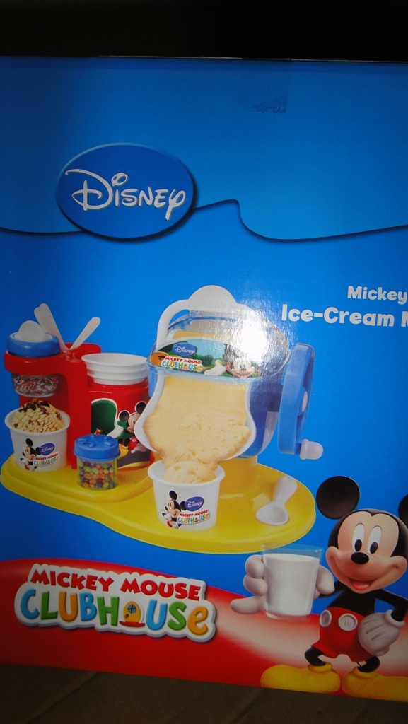 Babeeshop.blogspot.com: Disney ~ Mickey Ice- Cream Maker