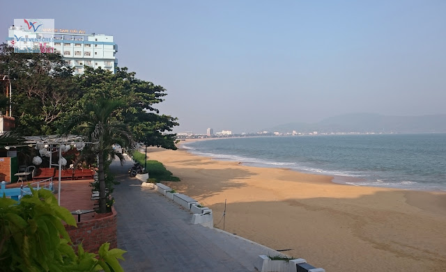 Bãi biển thành phố Quy Nhơn - 10.2015