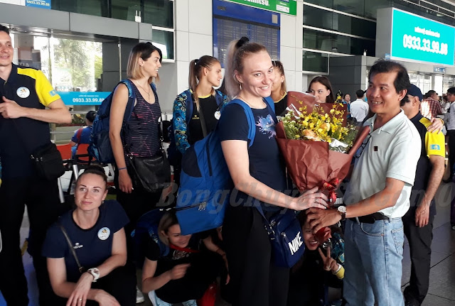 Các cầu thủ nữ CLB Almaty (Kazakhstan) đã có mặt ở cúp VTV9 - Bình Điền 2018