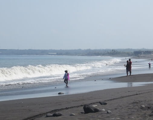 Watu Klotok Beach, Watu Klotok Surf, Pantai Watu Klotok Bali, Watu Klotok Temple