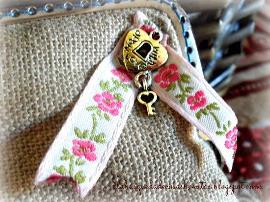 Monedero con boquilla