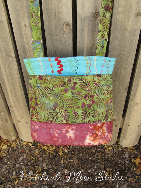 Patchouli Moon Studio~ The Podium Bag