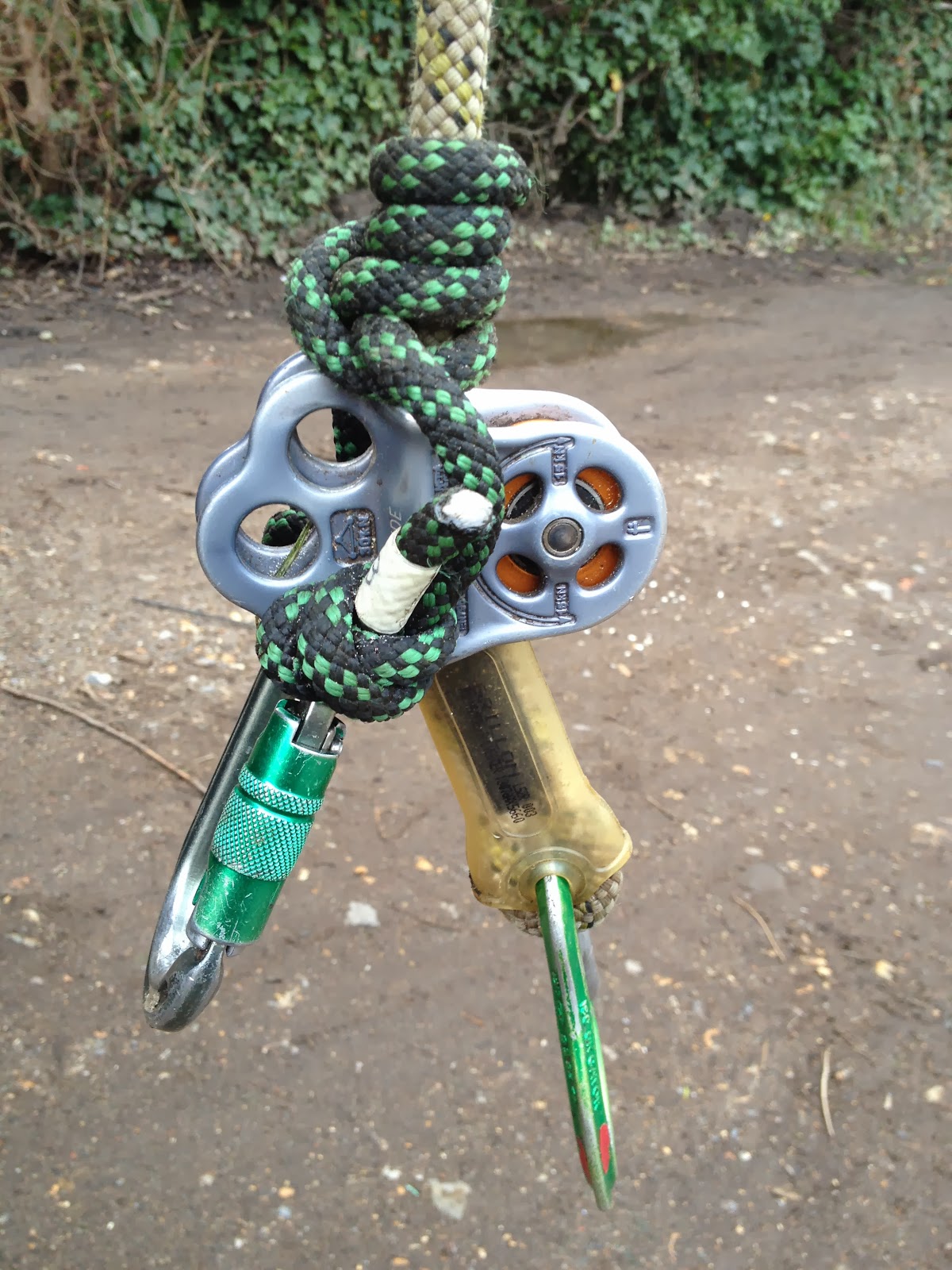 ArborTricks Lanyard setup/Work positioning strop