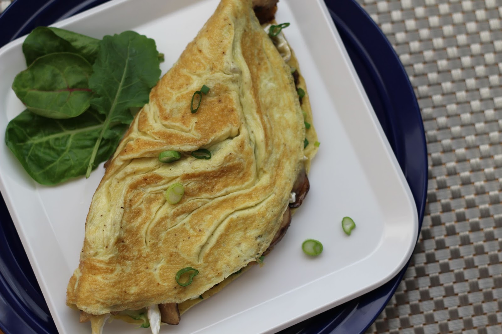Cuisine Ici Dilly Cream Cheese Omelet with Field Mushrooms