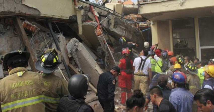 TERREMOTO EN MÉXICO: Denuncian que colegio derrumbado donde fallecieron más de 20 niños, habría funcionado con licencia irregular (Escuela Enrique Rébsamen) TERREMOTO EN MÉXICO: Denuncian que colegio derrumbado donde fallecieron más de 20 niños, habría funcionado con licencia irregular (Escuela Enrique Rébsamen)