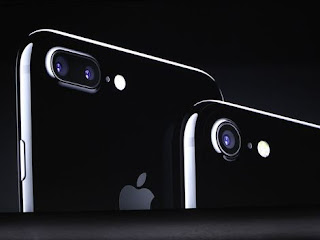 IPhone 7 and iPhone 7 plus cameras 