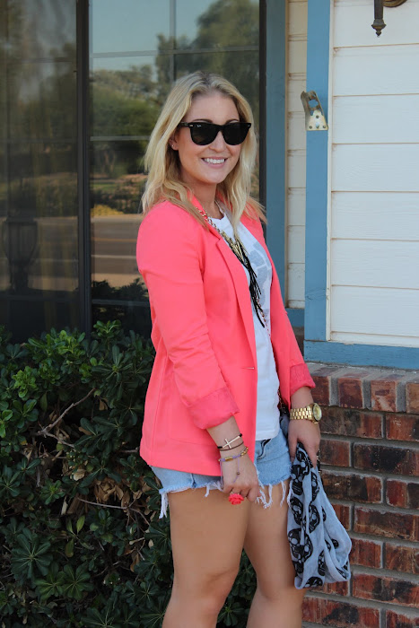sincerely, truly scrumptious: Outfit Post: T-Shirt Tailored