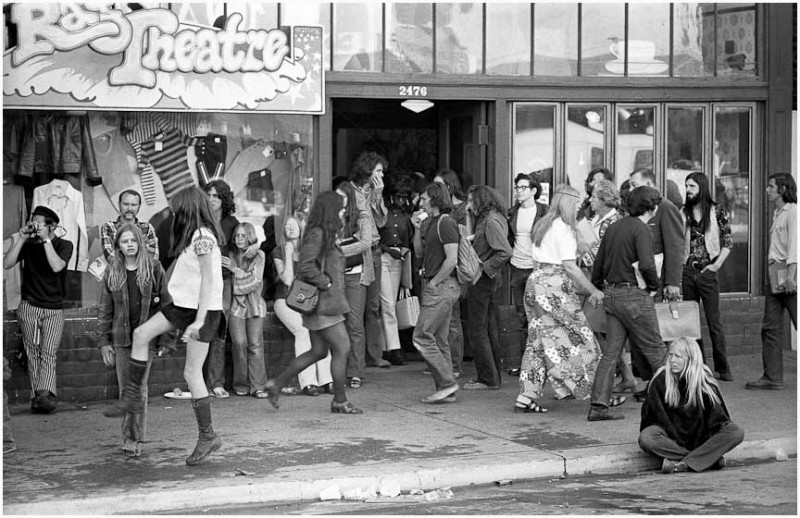 AbakusPlace Photos That Show San Francisco's Hippies In The 1960s