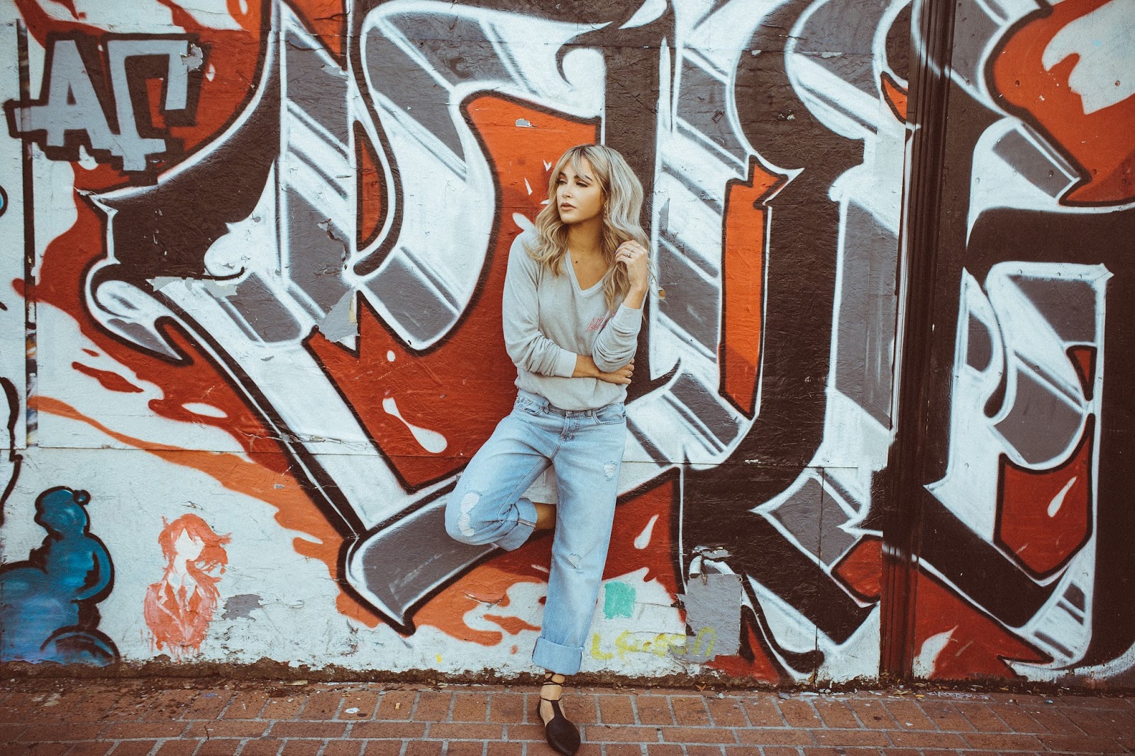 Chill Vibes - Cara Loren