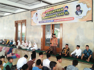 Bupati Indramayu Apresiasi Kepada Siswa Yang Bersungguh-sungguh Menghafal Al-Quran Bupati Indramayu Apresiasi Kepada Siswa Yang Bersungguh-sungguh Menghafal Al-Quran