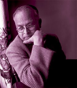 write a essay on rk narayan - Brainly.in