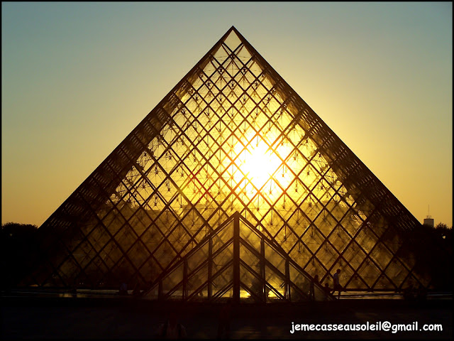 La Pyramide du Louvre