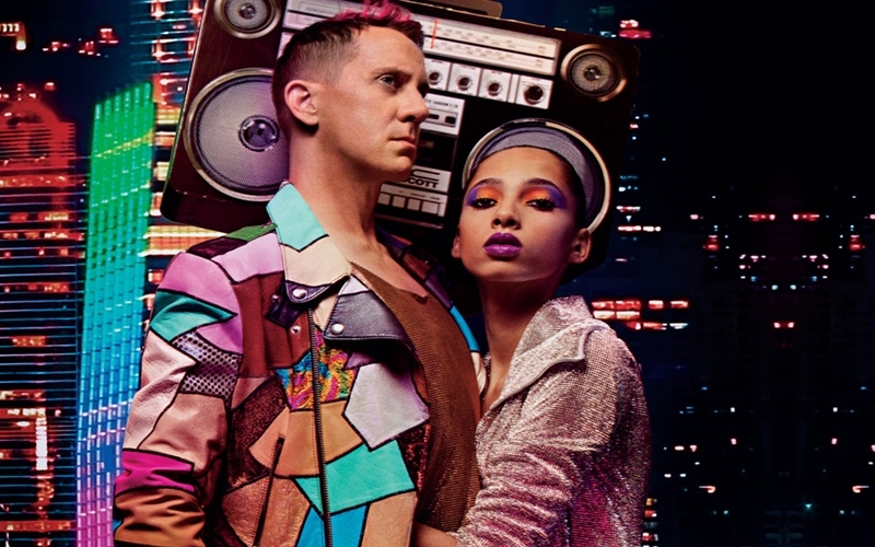 Jeremy Scott MAC İçin Tasarladı Jeremy Scott MAC İçin Tasarladı