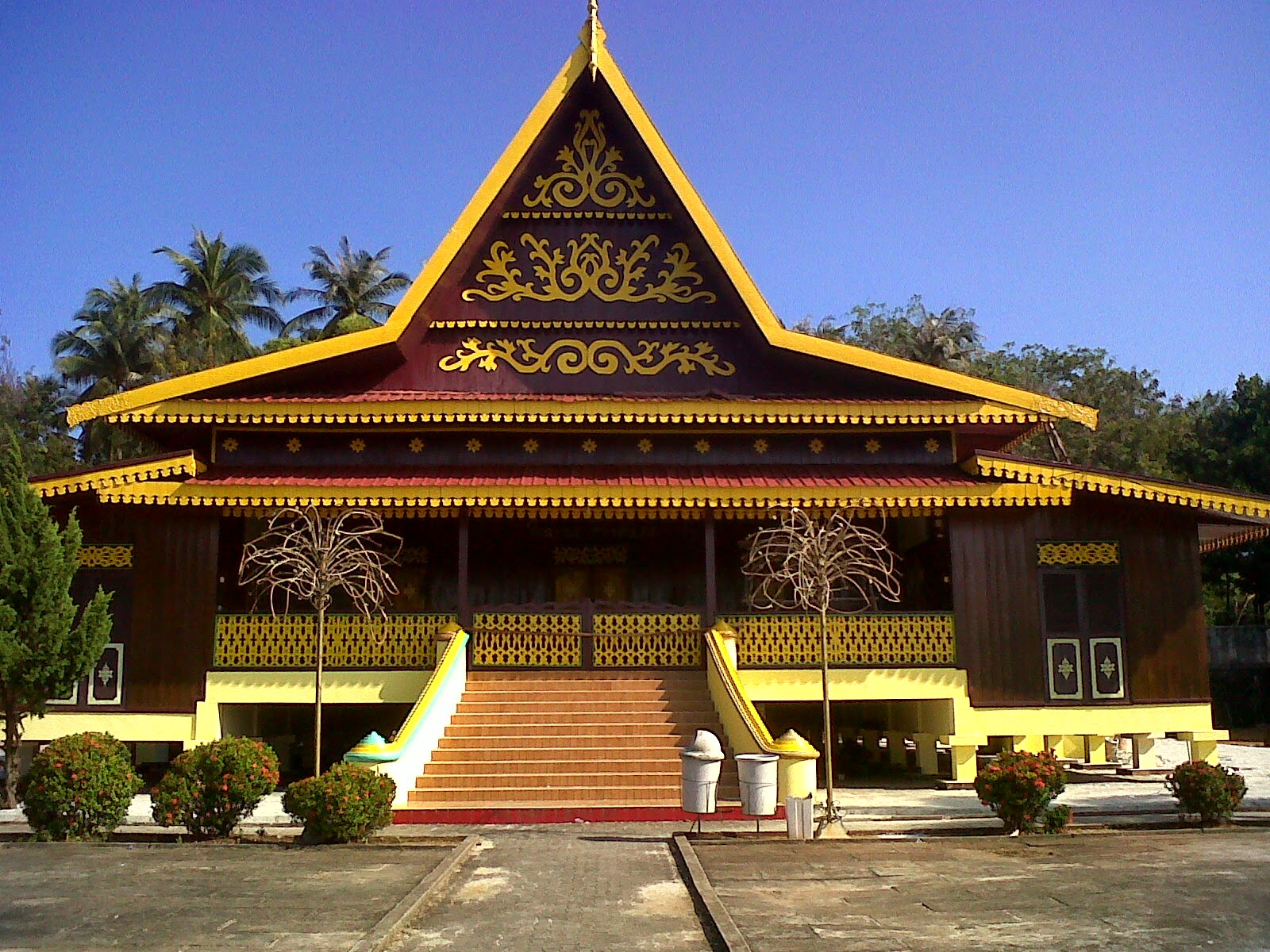 Desain Rumah Adat Melayu Gambarrrrrrr Gambar Kepulauan Riau