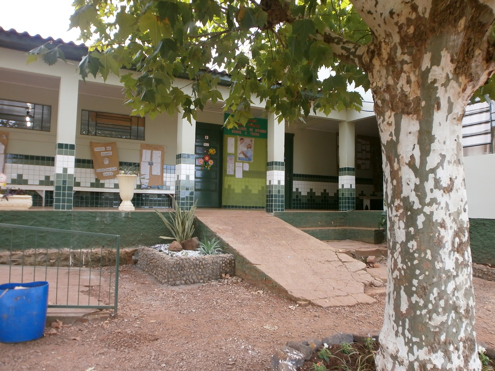 Projeto Ciranda do Conhecimento: Novo Pátio da Escola