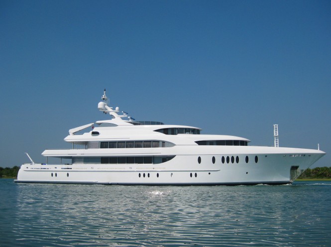 180 ft yacht cost