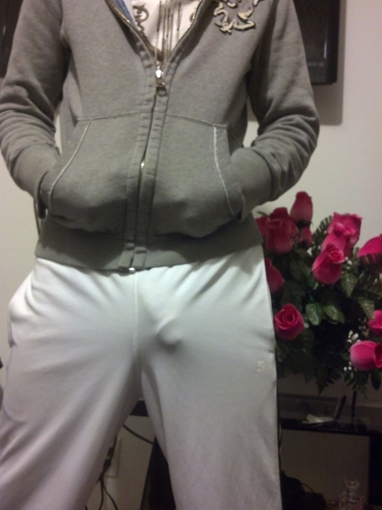 Grey Jogging Trouser Bulges Page 3 Lpsg