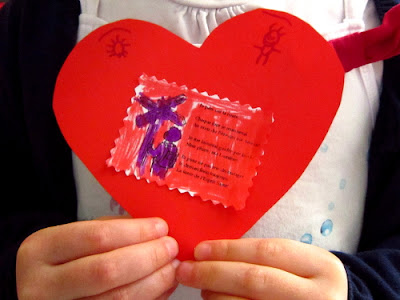 Liturgie de la Parole des très jeunes enfants : Au nom du Père, du Fils, de l’Esprit.