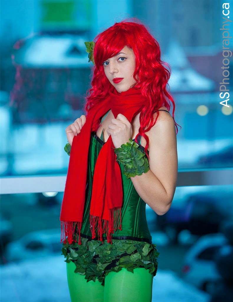 Cosplayers Canada: Poison Ivy by Jennerz Cosplay at Toronto Comic Con 2013