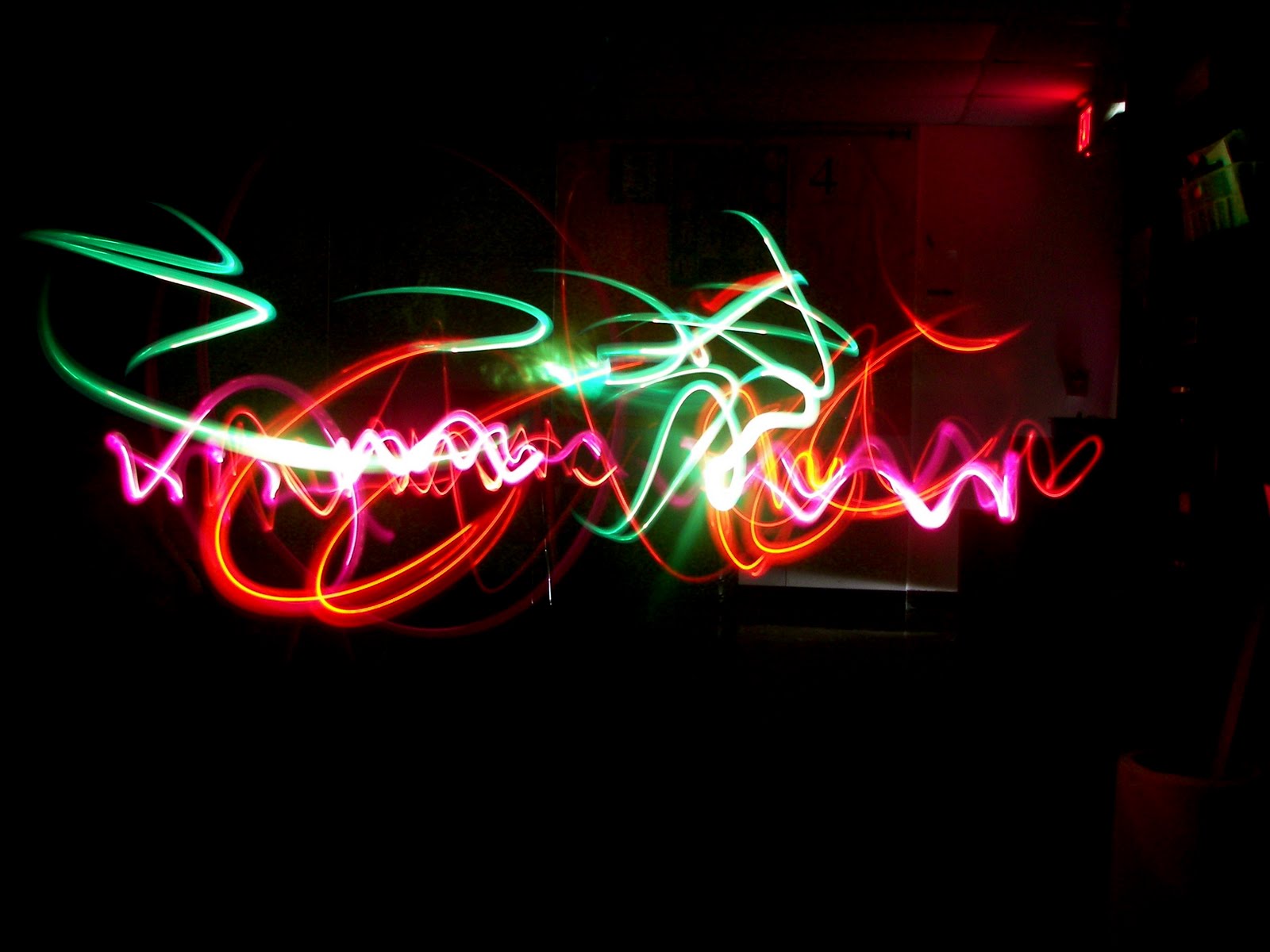 Light граффити. Light граффити. One light граффити. Сола свет. Christmas lights graffiti.