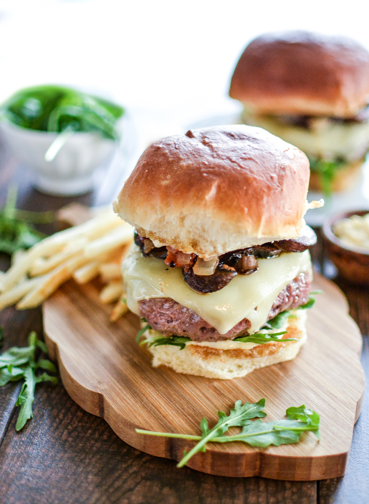 Just in time for Father's Day, here's a delicious collection of the best 10 Mouthwatering Gourmet Burgers you can make for Dad!