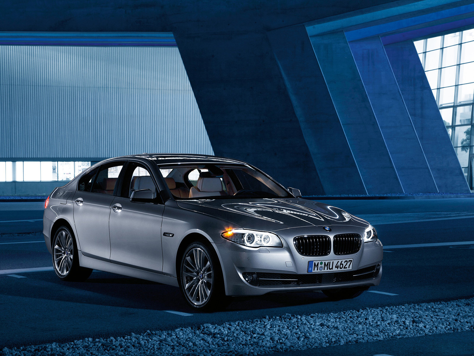 Dwang stroom Het formulier Automotive Database: BMW 5 Series (F10)