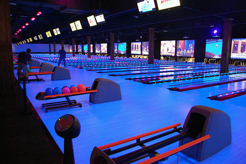 11 Steps To Become a Bowling Center Business