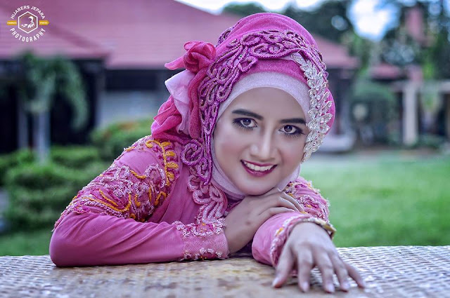 Cara Mengatasi Rambut Rontok & Ketombe