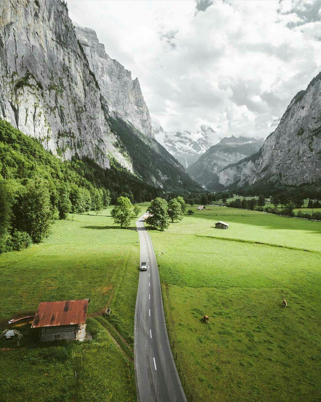Ini Blog SZI: 12 Gambar Pemandangan Indah di Switzerland