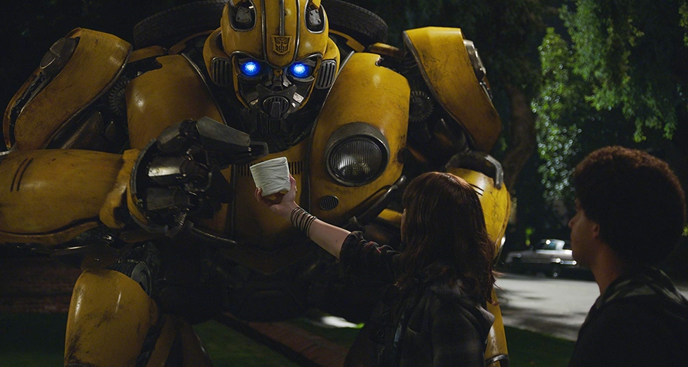 Bumblebee, Transformers, Paramount Pictures, Hailee Steinfeld, Optimus Prime, Cybertron, Decepticons, Movie Review by Rawlins, Rawlins GLAM 