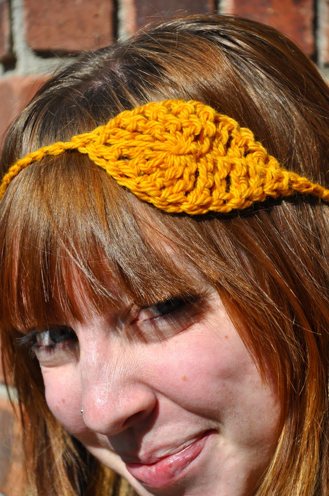 Sans Limites Crochet Leaf Headband DIY