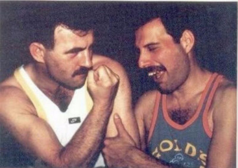 when did freddie mercury die