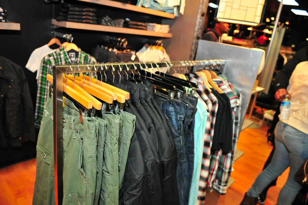 Allure Du Courant Style Spotlight iDentity Clothing Store